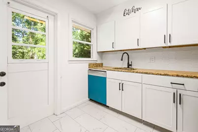2004 Dering Circle NE, Atlanta, GA 30345 - Photo 7