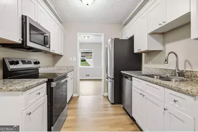 2434 Shamrock Drive, Decatur, GA 30032 - Photo 9