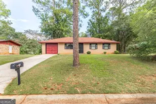 316 Peach Cir, Fort Valley, GA 31030 - Photo 3