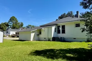 40 S College St, Metter, GA 30439 - Photo 35