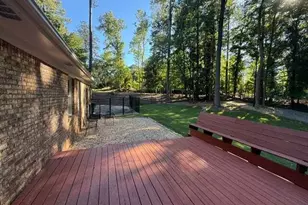 2949 Spalding Dr, Sandy Springs, GA 30350 - Photo 5