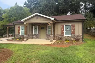 416 Robin Hood Rd, Rome, GA 30161 - Photo 1