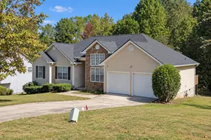 10944 Knotty Pine Pl, Hampton, GA 30228 - Photo 1