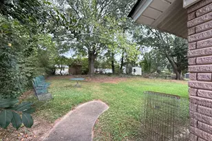 6779 Valley Hill Ct, Riverdale, GA 30274 - Photo 11