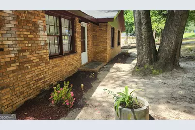 1379 Wills Place, Macon, GA 31211 - Photo 1