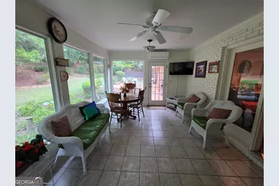 350 Castlegate Road, Macon, GA 31210 - Photo 9
