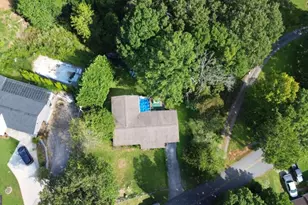 516 Hillcrest Dr, McCaysville, GA 30555 - Photo 5