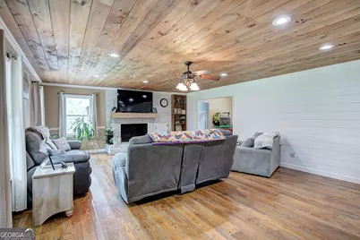 1328 Abrams Road SE, Silver Creek, GA 30173 - Photo 3