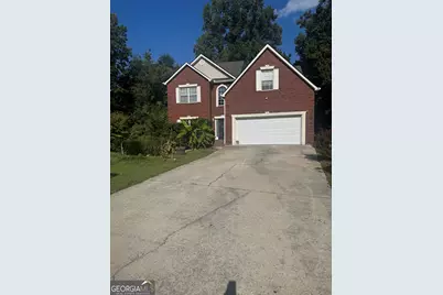 330 Oak Park Square, College Park, GA 30349 - Photo 1