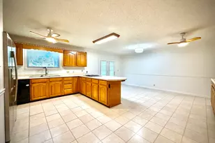 111 Roberson St, Dublin, GA 31021 - Photo 5
