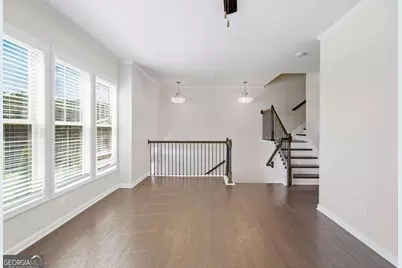 402 Montclair Court, Woodstock, GA 30188 - Photo 3