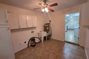 852 Hines Rd, Moreland, GA 30259 - Photo 29