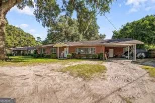 801 Oak Bluff Rd, Brunswick, GA 31525 - Photo 1