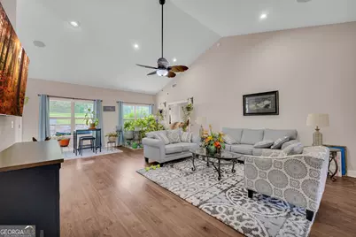 1009 Honey Lane, Loganville, GA 30052 - Photo 13