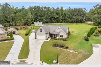 1009 Honey Lane, Loganville, GA 30052 - Photo 5