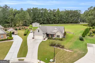 1009 Honey Ln, Loganville, GA 30052 - Photo 5