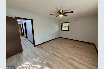 380 Shelton Woods Court, Stone Mountain, GA 30088 - Photo 15