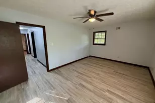 380 Shelton Woods Ct, Stone Mountain, GA 30088 - Photo 15