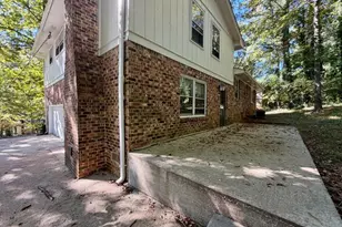 380 Shelton Woods Ct, Stone Mountain, GA 30088 - Photo 3
