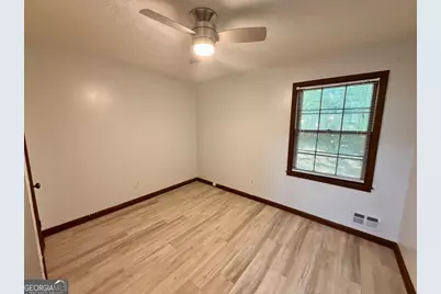 380 Shelton Woods Court, Stone Mountain, GA 30088 - Photo 19
