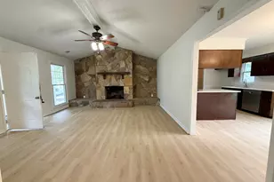 201 Merrill Dr, Lagrange, GA 30241 - Photo 11