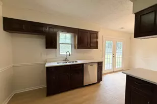 201 Merrill Dr, Lagrange, GA 30241 - Photo 17