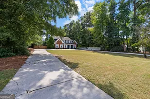 111 Morallion Hills, Peachtree City, GA 30269 - Photo 5