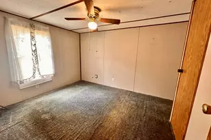 6979 Oak Ridge Cir, Blackshear, GA 31516 - Photo 9