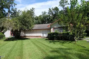 402 W 3rd St, Woodbine, GA 31569 - Photo 3