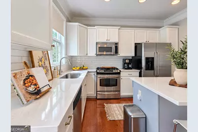 2318 Limehurst Drive NE, Brookhaven, GA 30319 - Photo 17