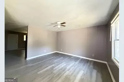 214 Wesley Way, Lagrange, GA 30241 - Photo 5