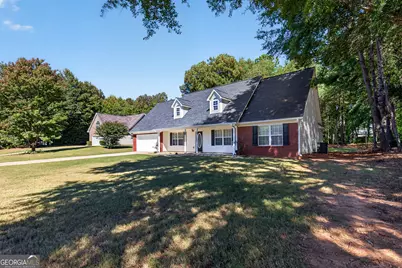 316 Cobb Court, Hampton, GA 30228 - Photo 3
