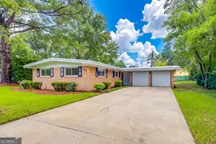 317 Willow Rd, Savannah, GA 31419 - Photo 1