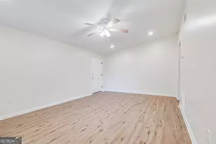 317 Willow Rd, Savannah, GA 31419 - Photo 7