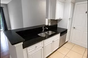 6201 Sante Fe Pkwy, Sandy Springs, GA 30350 - Photo 7