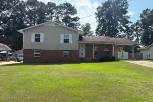 801 S Carter Dr, Jonesboro, GA 30236 - Photo 1