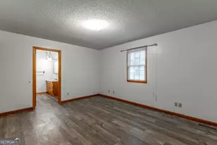 127 S Center St, Rossville, GA 30741 - Photo 11