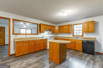 127 S Center Street, Rossville, GA 30741 - Photo 5