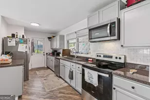 633 Halsey St, Brunswick, GA 31525 - Photo 7