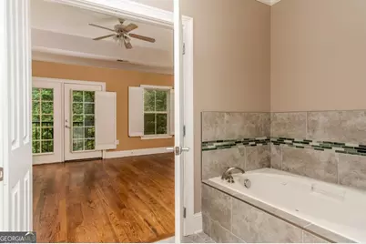 5600 Glenridge Park, Sandy Springs, GA 30342 - Photo 23