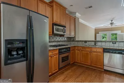 5600 Glenridge Park, Sandy Springs, GA 30342 - Photo 7