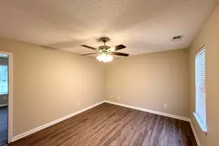 9152 SW Cecelia St, Covington, GA 30014 - Photo 3