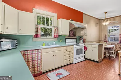 304 E Church Street, Sandersville, GA 31082 - Photo 23