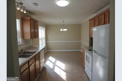 3520 Imperial Hill Drive, Snellville, GA 30039 - Photo 5