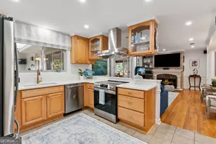 519 Wesley Oak Cir, Saint Simons, GA 31522 - Photo 9
