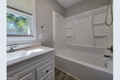 426 Northcrest Drive, Winder, GA 30680 - Photo 7