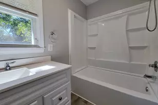 426 Northcrest Dr, Winder, GA 30680 - Photo 7