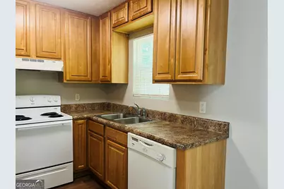 603 Wilburn Avenue #H, Lagrange, GA 30240 - Photo 11