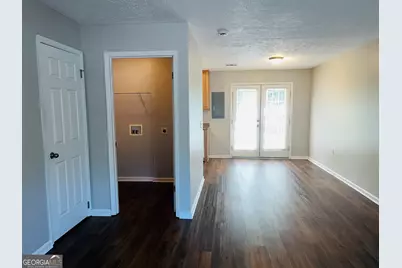 605 Wilburn Avenue #J, Lagrange, GA 30240 - Photo 3