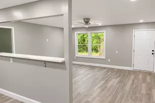 1030 Wesley Ln, Union Point, GA 30669 - Photo 3